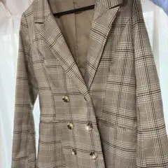 リゼクシー　チェック柄ジャケットセットアップ　ショートパンツ　フリーサイズ