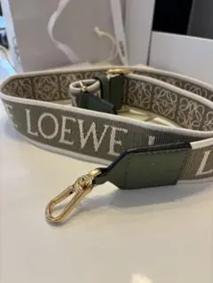 美品✨LOEWE ロエベ プレイテッド ショルダーストラップ レザー 編み込み LOEWEロエベ ブレイデッドショルダーストラップ レザー編み込み 現行品