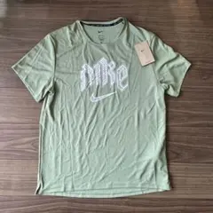 新品　Nike DRI-FIT オリーブグリーン Tシャツ L