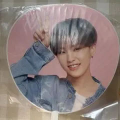 SEVENTEEN ホシ うちわ - メルカリ