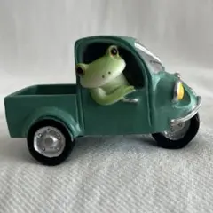 コポー　copeau カエルの運転手 小型トラック 置物