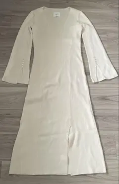 美品AMERI ニットロングワンピース　アイボリー