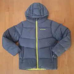 Columbia　ダウンジャケット　キッズM(140)