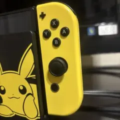 Nintendo Switch レッツゴーピカチュウジョイコン　右のみジャンク品