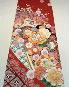 京友禅　はぎれ〈5943〉牡丹　桜　菊　宝物　思色地模様　着物Kyo yuzen