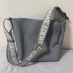 極美品❤︎LOEWE キュービィ クロスボディバッグ スモールのサムネイル