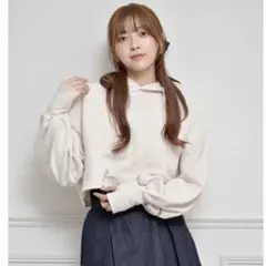 RETRO GIRL バルーンスリーブ　パーカー　ショート丈　クロップド丈