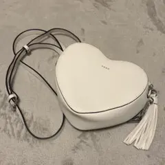 xoxo ハート バッグ Red velvet ジョイ 着用モデル