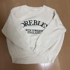 DREBLEY ロゴ入りニットセーター アイボリー