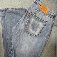 Levi's デニム　パンツ