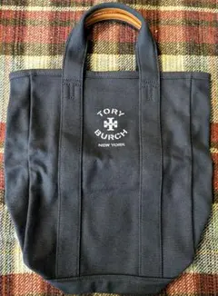 【新品未使用　非売品】トリーバーチ　キャンバストートバッグ　ネイビー