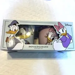 【新品】ディズニー　DONALD＆DAISY ペアマグカップ