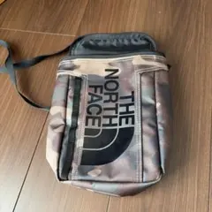 NORTH FACE