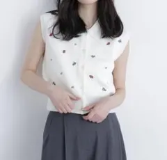 N.Natural Beauty Basicポロカラーフラワー刺繍ニットのサムネイル
