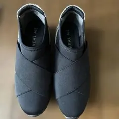 最終値下げ☀︎ブラックレディーススリッポン　23cm