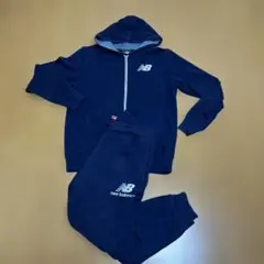 ニューバランス　パーカーセットアップ　ネイビーＬサイズ