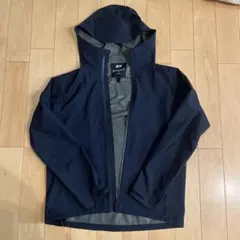 ユニクロ マウンテンパーカー
