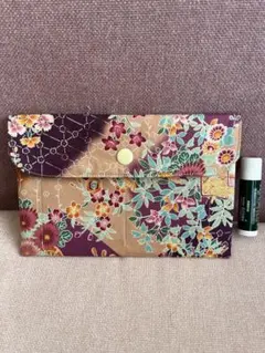 ハンドメイドのマルチポーチ 通帳　お薬手帳　カード入れ　和風