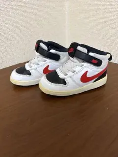 NIKE キッズ スニーカー ミッドカット ホワイト ブラック レッド