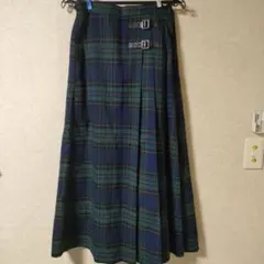 ネイビーとグリーンのチェック柄プリーツスカート