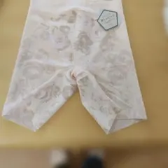 Item thumbnail for item d9e703bc-469f-4080-8361-3f7869e02308