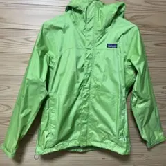 Patagonia レインジャケット 明るい緑