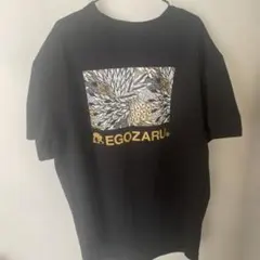 EGOZARU 黒 Tシャツ 葉のパターン