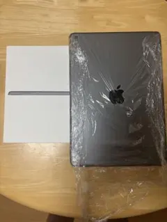 iPad 第七世代　第7世代　32gb 画面割れ　ジャンク品　箱付き