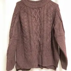 GU ワインレッドケーブル編みパープルニットセーター