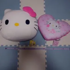 キティーちゃん　ハート型　円座クッション　2個セット キティーちゃん ハート型円座クッション 2個セット - メルカリ
