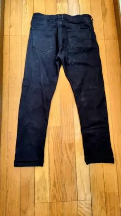 スリムフィット ブラックデニム