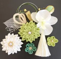 成人式 卒業式髪飾り ちりめん細工＆胡蝶蘭