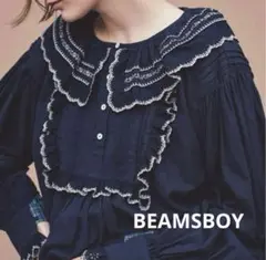 【新品タグ付き】BEAMSBOYエンブレムレースプルオーバーブラウス ネイビーのサムネイル