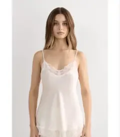 (最終お値下げ)Intimissimi キャミソール ホワイト XSのサムネイル