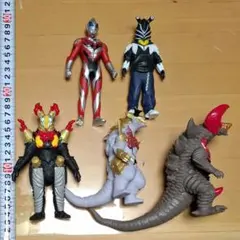 ウルトラマンジード ウルトラソフビシリーズ ベリアル融合獣 ペガ フィギュアのサムネイル