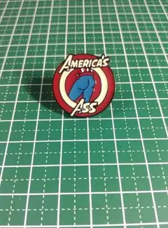 AMERICA′S ASS ピンバッチ