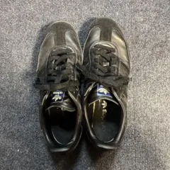 adidas サンバブラックスニーカー