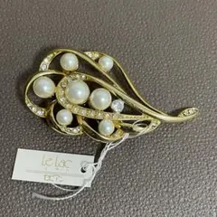 み*た様 ブローチ　C’EST BIEN 貝パール