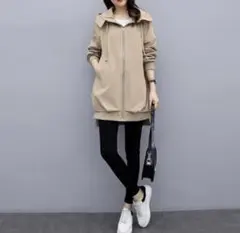ベージュ フード付きジャケット