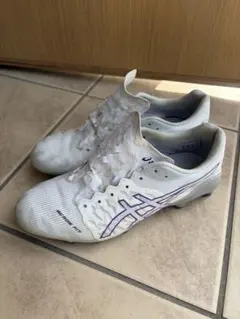 ASICS サッカーシューズ