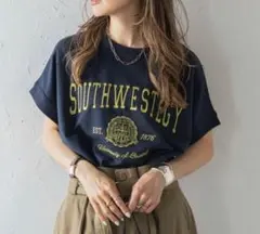 m*n様 ボンジュールサガン　カレッジ刺繍ピグメントスウェットTシャツ　ネイビー