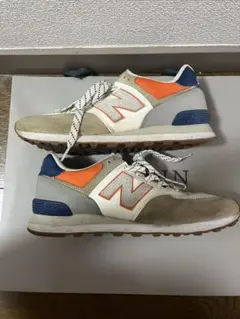 New Balance 574 スニーカー オレンジ/ホワイト