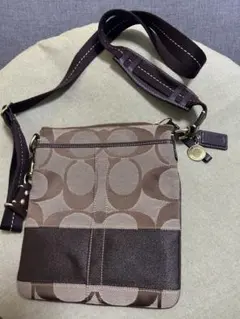 コーチ ショルダーバッグ クロスボディバッグ サコッシュ ダークブラウン 肩掛け