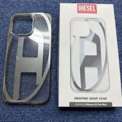 DIESEL iPhone 15 Pro Max グラフィックスナップケース