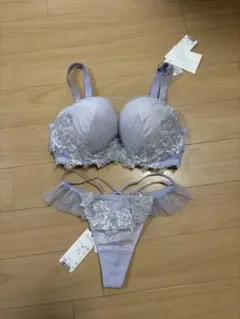 Salute VIVA LINE ブラジャーショーツセット G65 M Salute VIVA LINE ブラ ショーツ セット C75 M - メルカリ