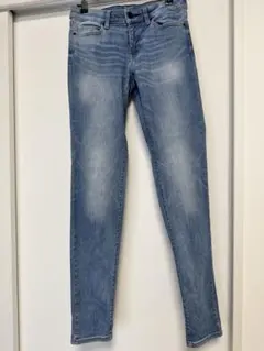 UNIQLO スキニーデニムパンツ