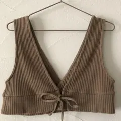 【リバーシブルで両面使える】万能ビスチェ