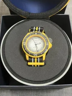 黒 黄色 Blancpain Swatch Pacific Oceanのサムネイル