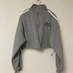 ハーフジップ ロゴ