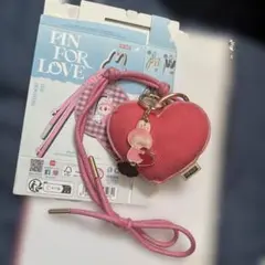 シークレット PIN FOR LOVE シリーズ ぬいぐるみペンダント - メルカリ